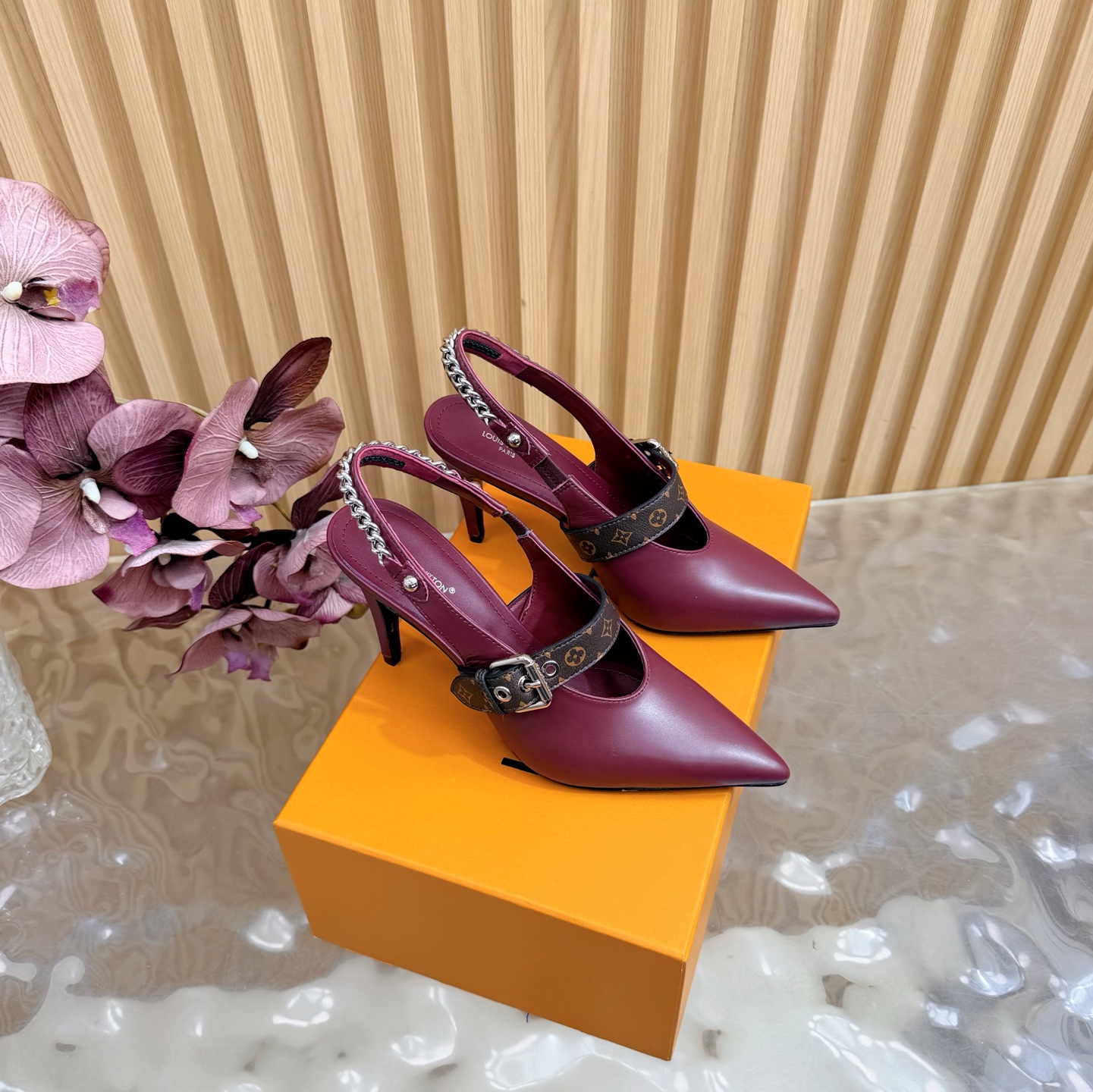 Women's high heels